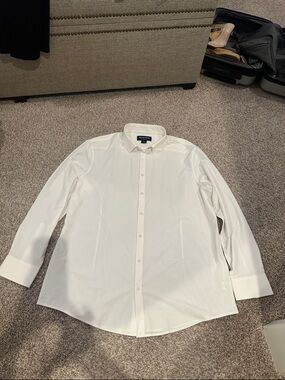 Mizzen+Main Men's White Dress Shirt - Button-Front Performance Fabric